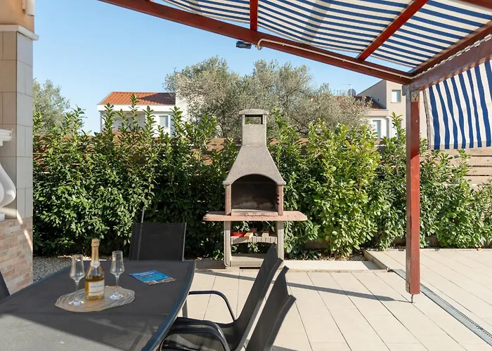 Danijel By Interhome Casa vacanze Sukošan