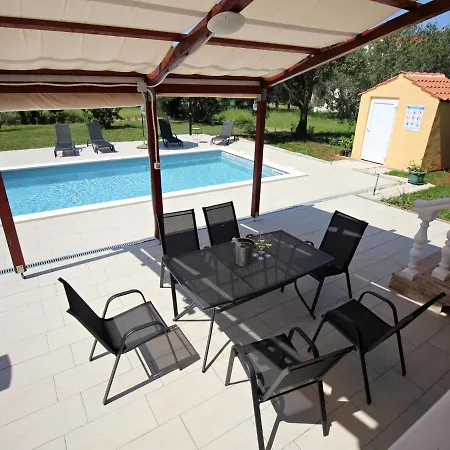 Danijel - Zad570 By Interhome